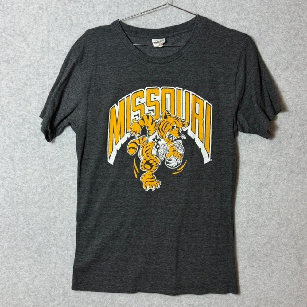 Charlie Hustle Missouri Tigers Basketball T-Shirt M Gray Mizzou NCAA